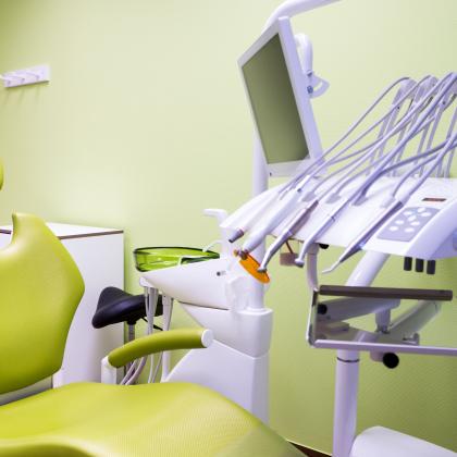 Semmi stressz, semmi fájdalom, semmi szorongás: Fájdalommentes altatásos fogászati kezelések Semmi stressz, semmi fájdalom, semmi szorongás: Fájdalommentes altatásos fogászati kezelések