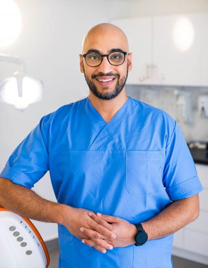Dr. Ali Rahbari - Fogorvos