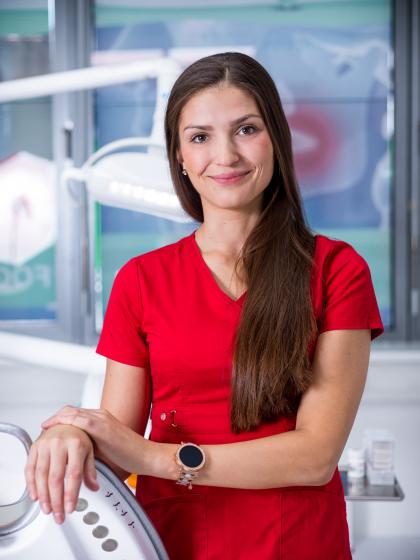 Dr. Gábor Virág - Dentist
