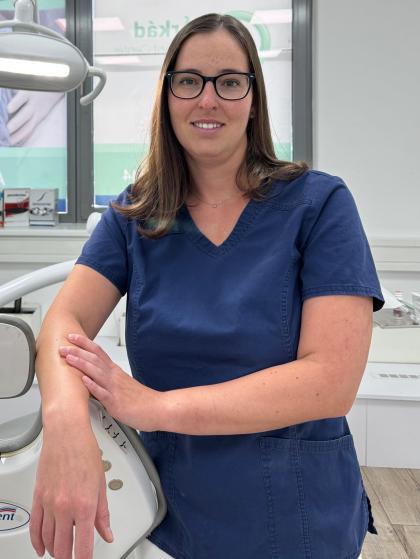 Dr. Pénzes Dorottya - Oral surgeon
