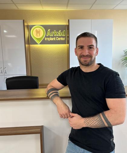 Ivanics Attila - Recepciós Munkatárs